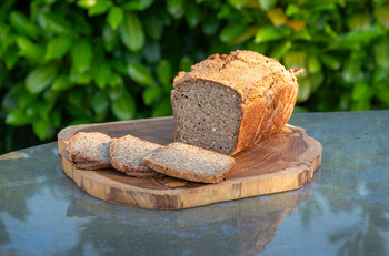 Buchweizenbrot, aufgeschnitten